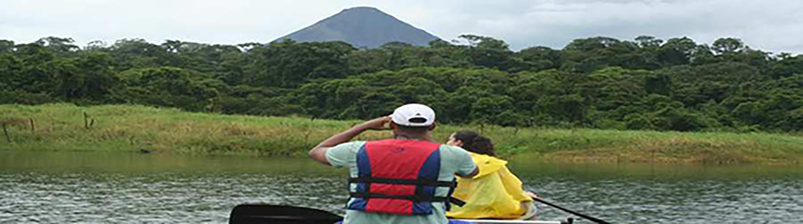 Canoe Lake Arenal Tour 6