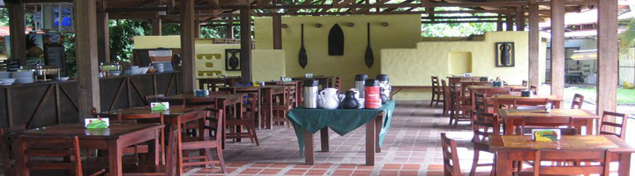 Smart Connections Deals Pacuare River Rafting, Hike & Indigenous Visit 3 Days Tour 6