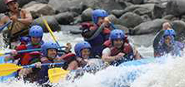 Rafting Pacuare Class III-IV Overnight Rainforest Excursion